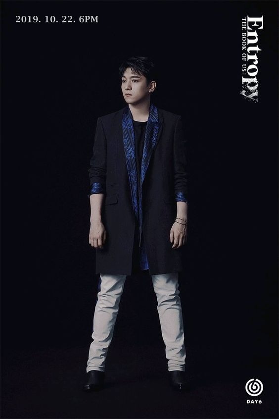 Poster Sungjin Warna Biru Hitam