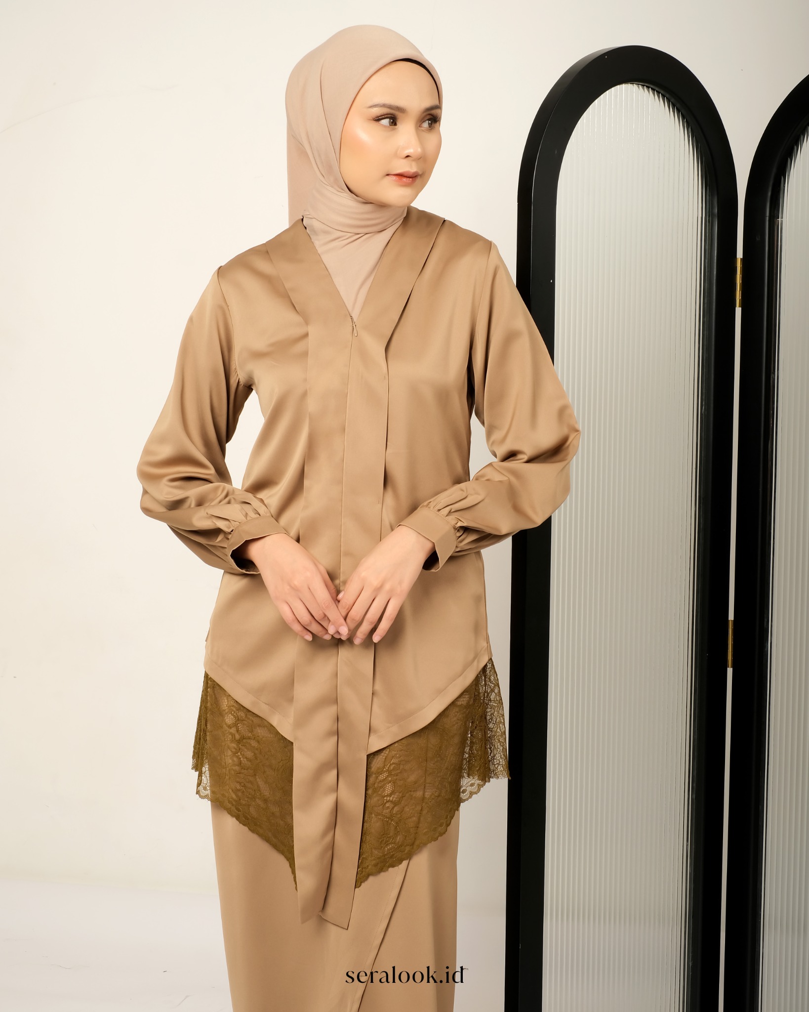 Gendhis Set