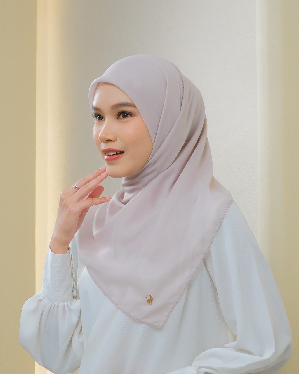 BASIC PARIS - LIGHT PLUM
