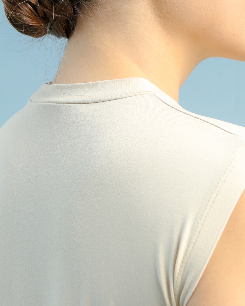 BALENS SLEEVELESS INNER - CREAM
