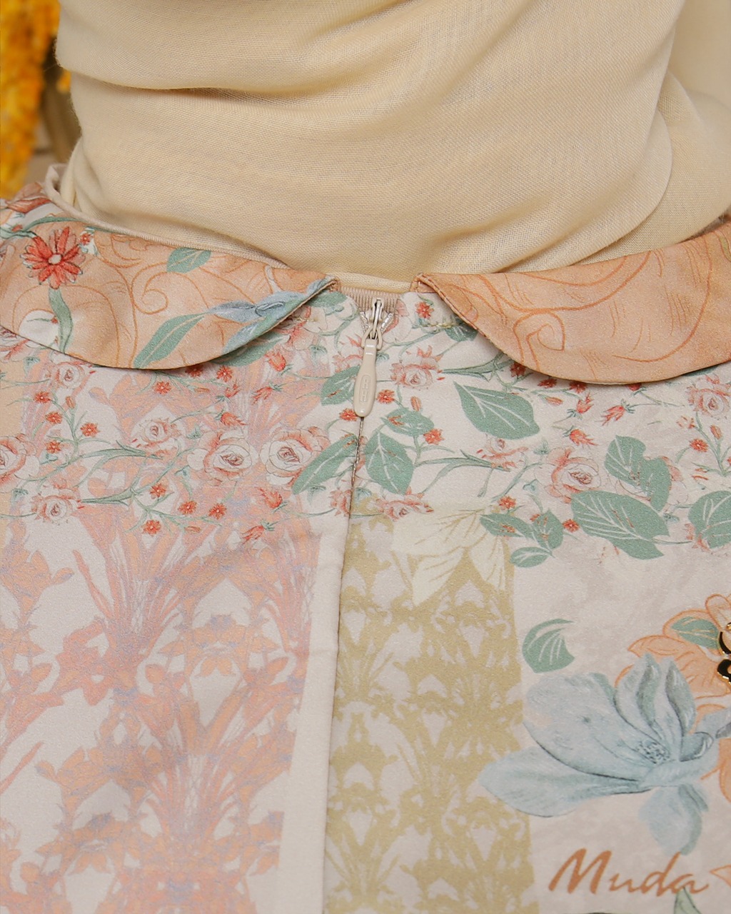 GANTARI DRESS - GOLD