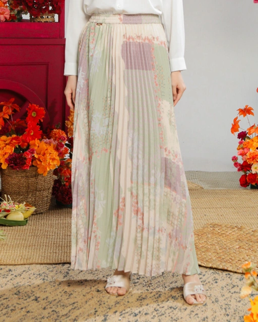 Image of AASHA SKIRT - LIME