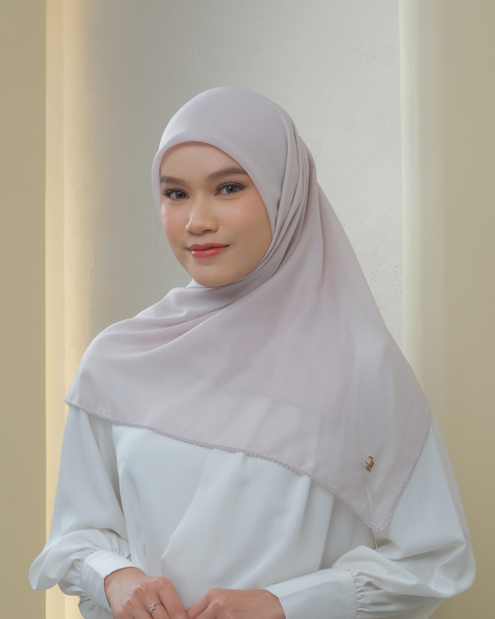 BASIC PARIS - LIGHT TAUPE