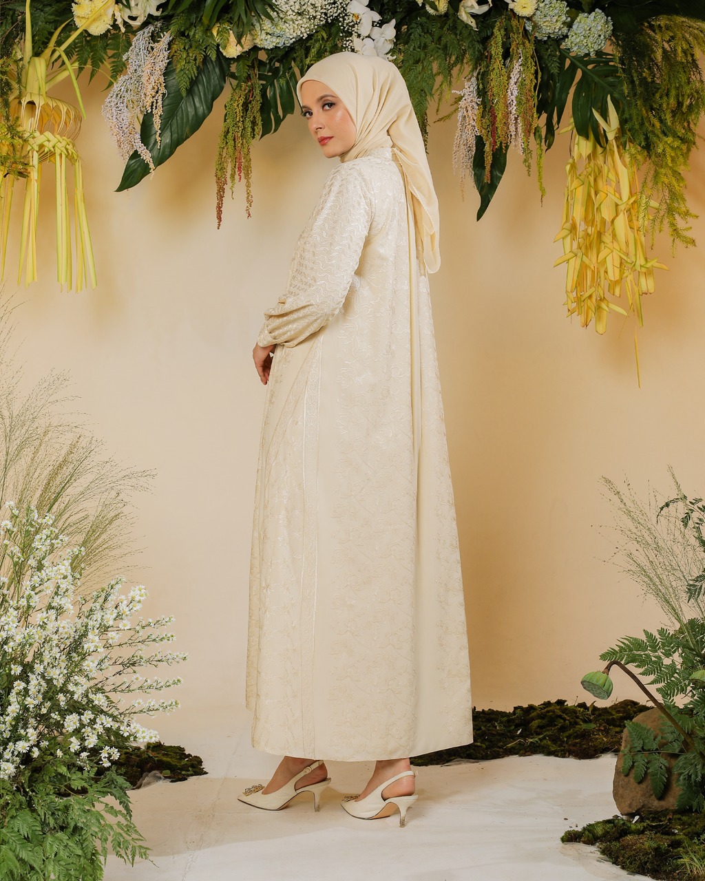 PRAYA DRESS - CREAM