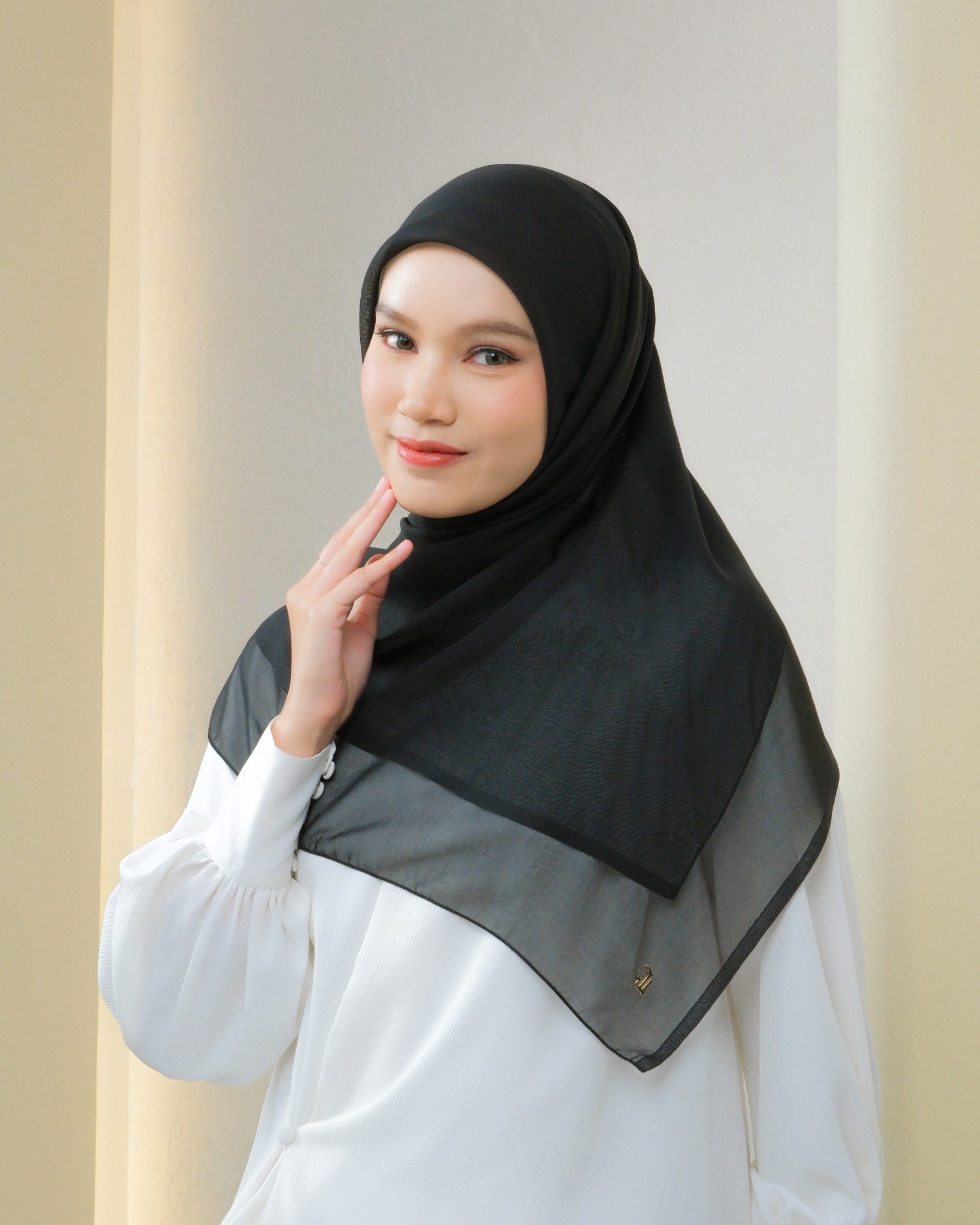 PARIS CLASSIC - BLACK