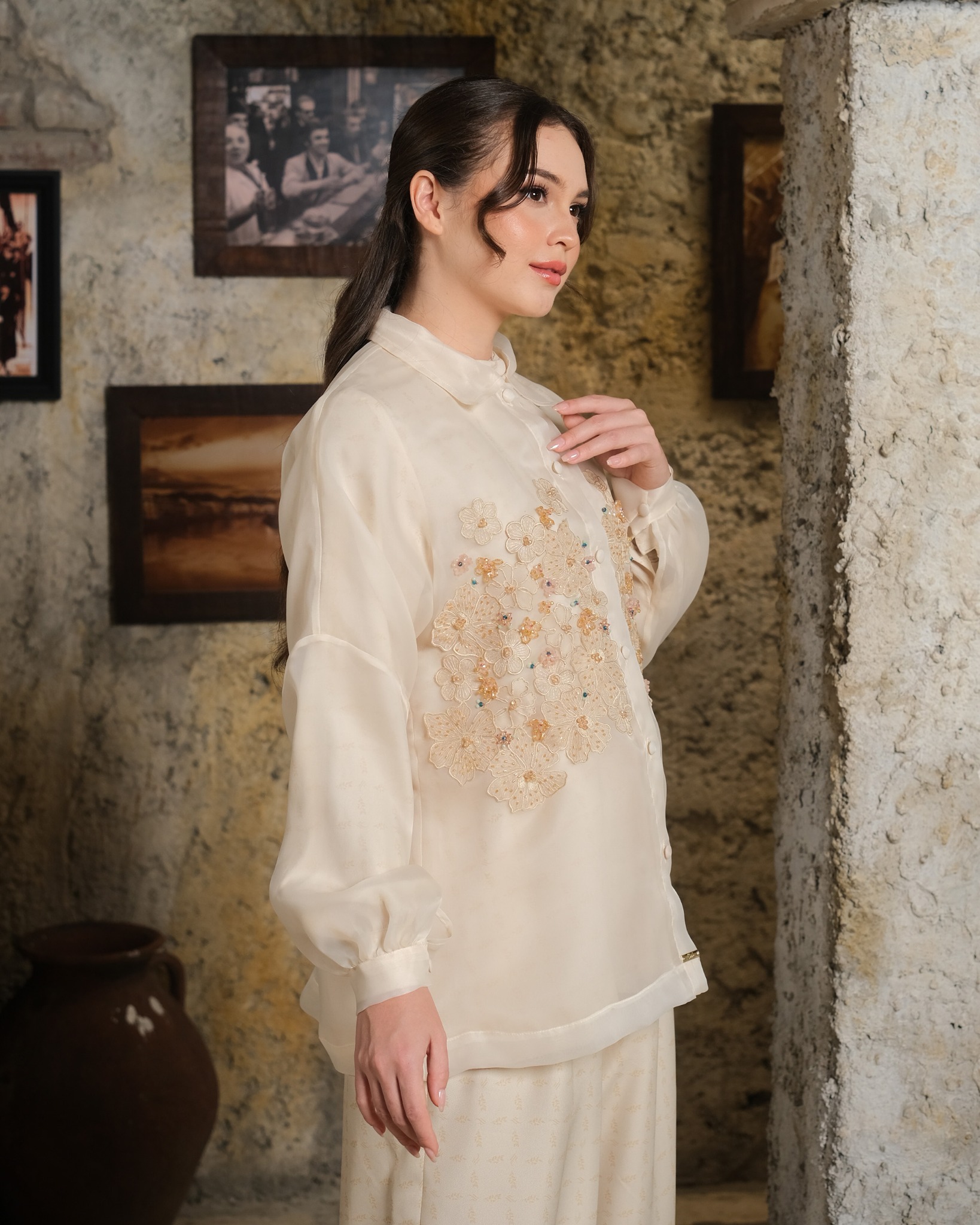 ALORA SHIRT - ALMOND OIL