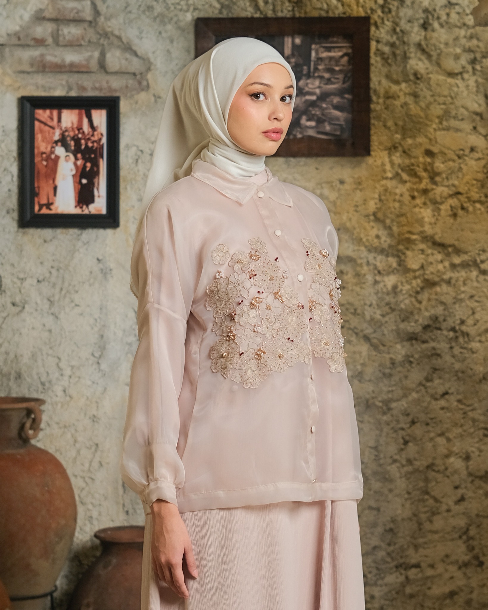 ALORA SHIRT - HAZELNUT