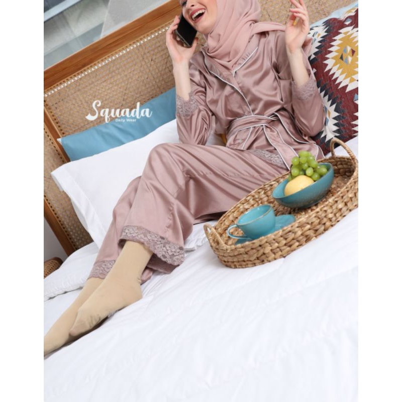 CHAGIA SILK PAJAMAS
