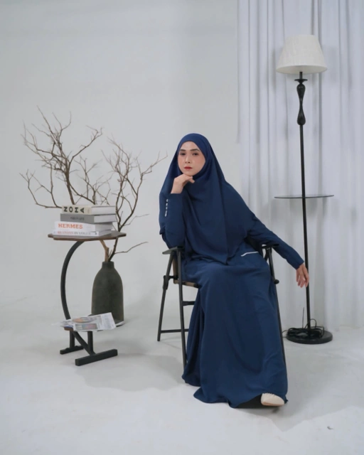 Image of Fatimah French Khimar – Satu Set Syar'i