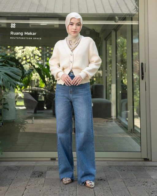 Image of Claire Jeans Washed Blue