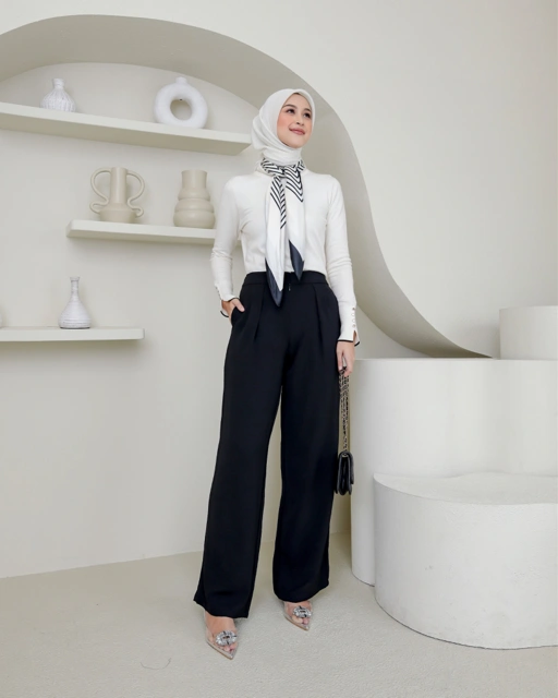 Image of Sally Cullote Pants