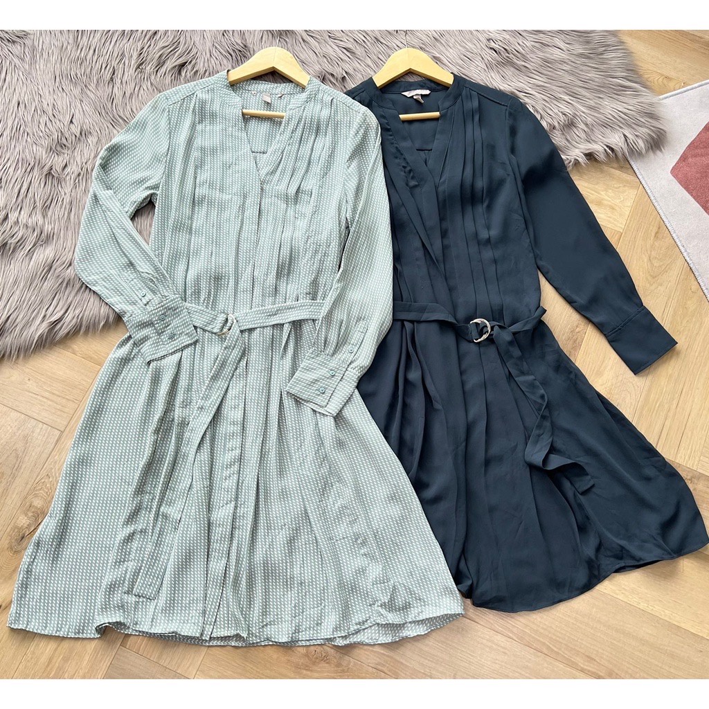Hm Pleated V neck dress
