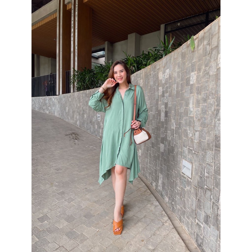 Consennso Assymestris shirt dress
