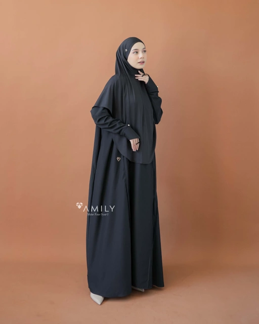 Image of AMILY GAJIAN SALE - SPECIAL SIZE AURA BLACK STANDAR