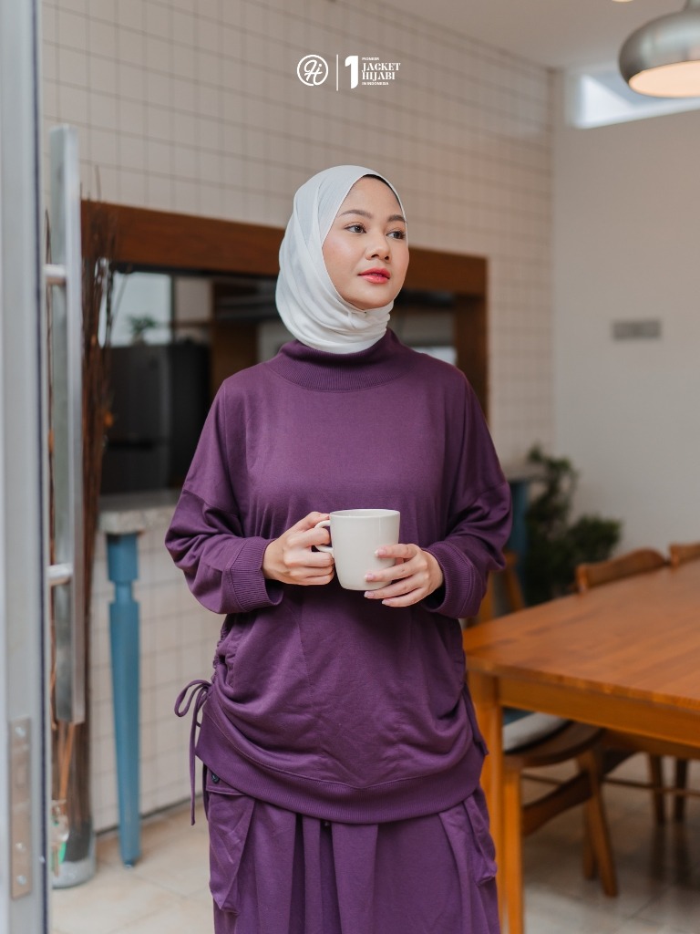 Hijacket Arumi Casual Sweatshirt – Modest & Feminim dengan Tali Serut