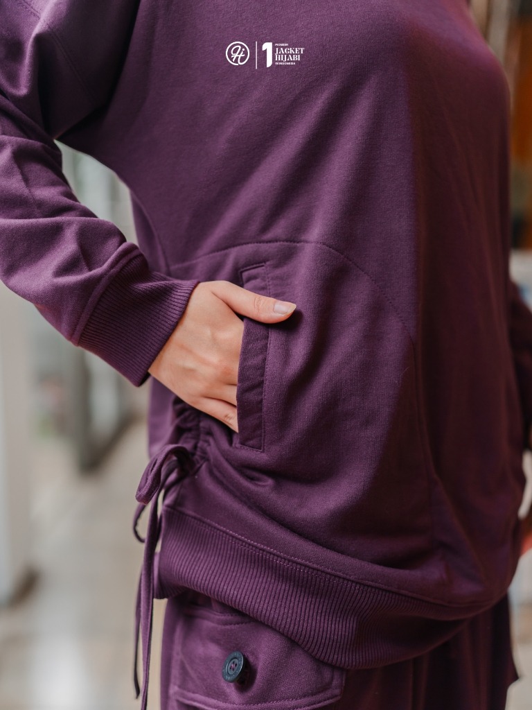 Hijacket Arumi Casual Sweatshirt – Modest & Feminim dengan Tali Serut