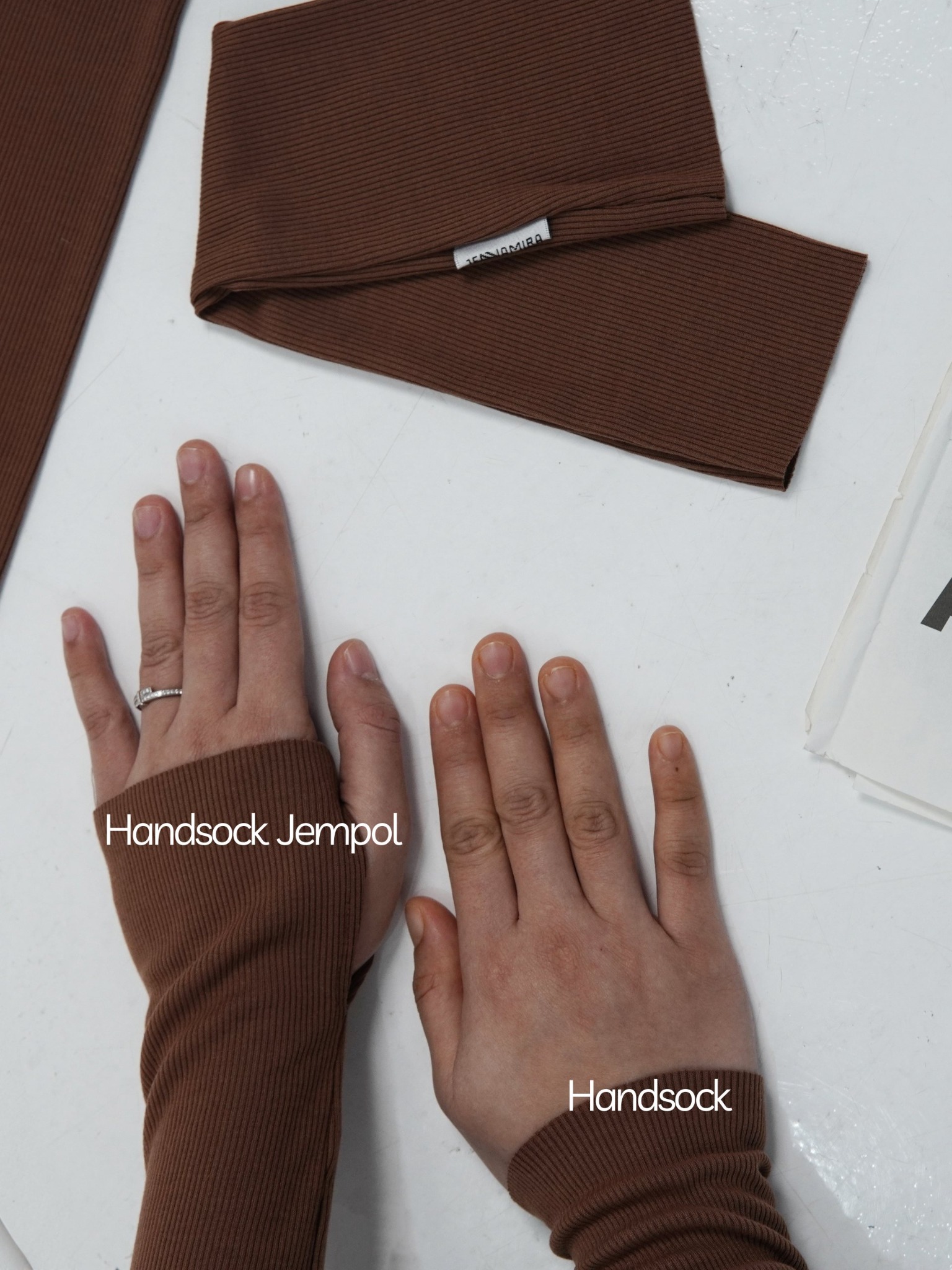 Cosy Handsock