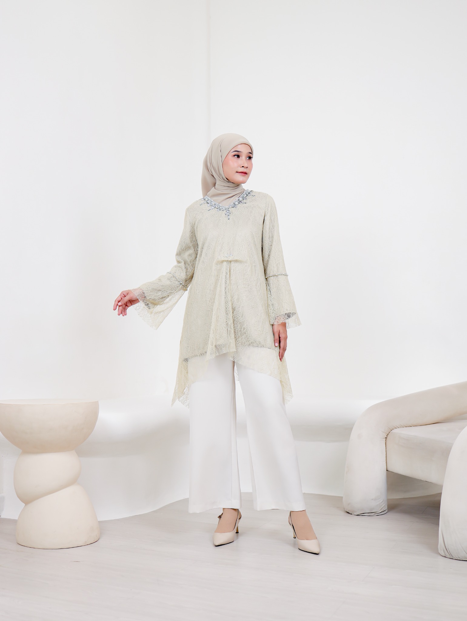 Ava Blouse [Atasan Saja]