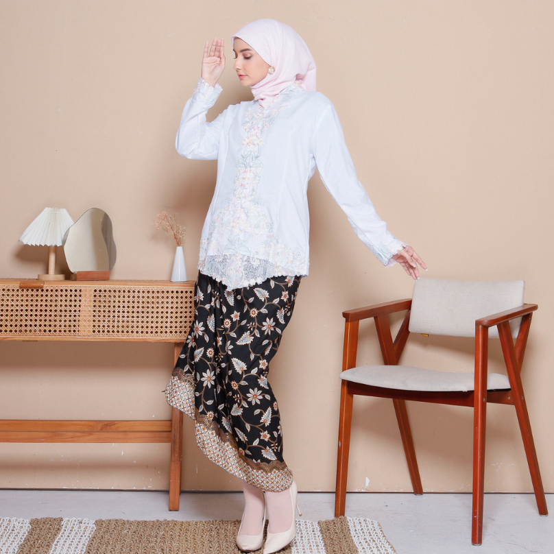 Alantasik kebaya bordir KEONG WARNA