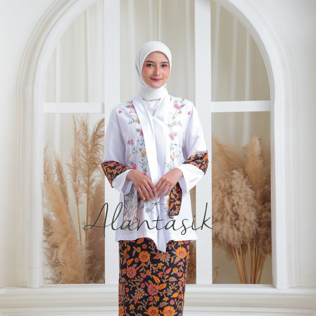 Kebaya Kartini BORDIR  Lengan Panjang bahan katun by alantasik