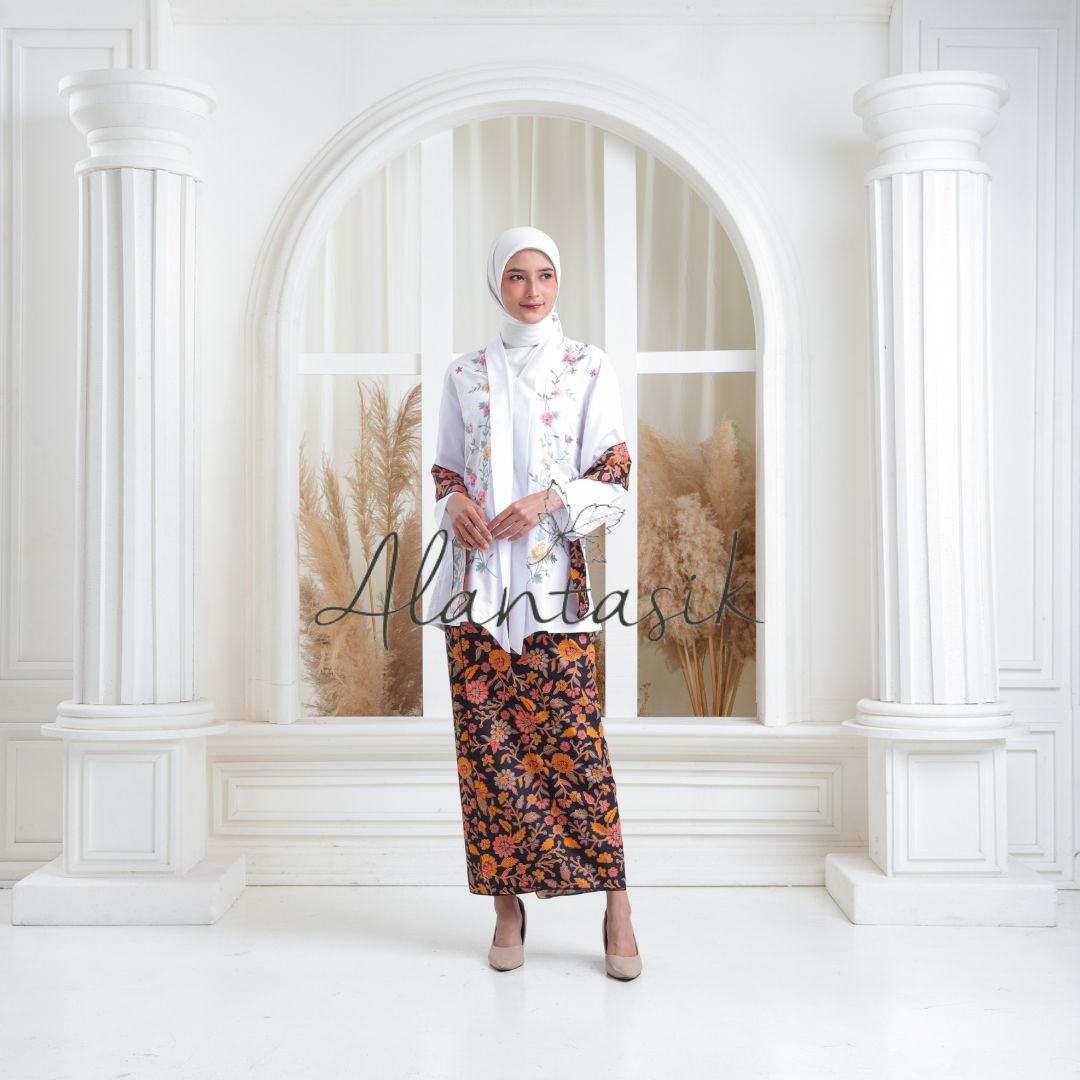 Kebaya Kartini BORDIR  Lengan Panjang bahan katun by alantasik