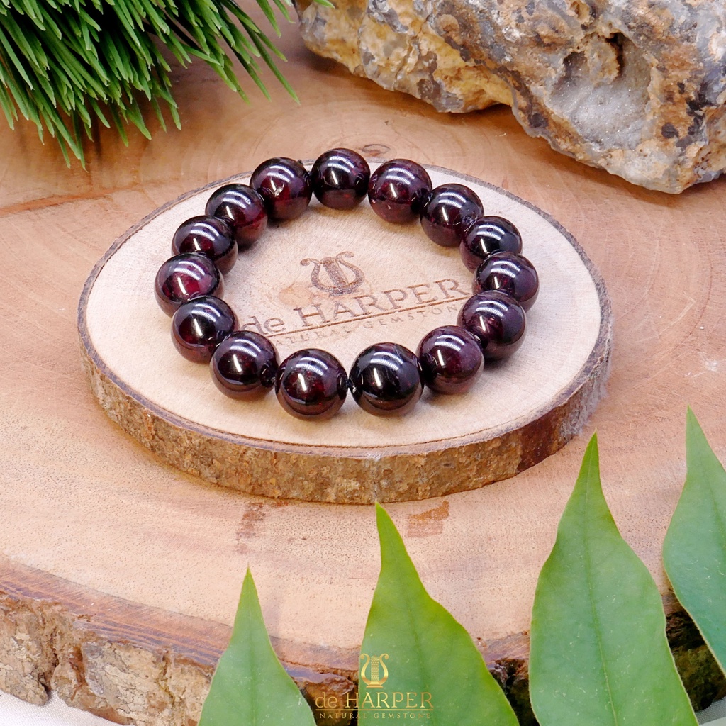 Simply Full : Red Garnet
