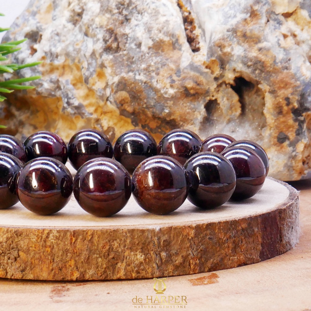 Simply Full : Red Garnet