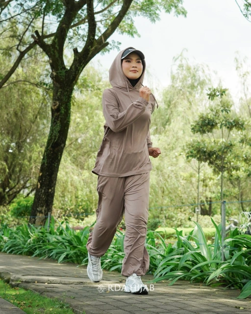 Image of Dalilah Set Reguler | Set Atasan Hoodie Bawahan Kulot Katun Stretch Nyaman Oversized RDA Hijab