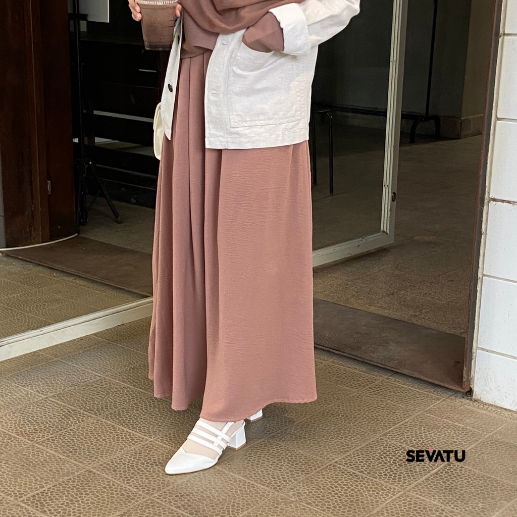 Sepatu Wanita Peony Heels by Sevatu