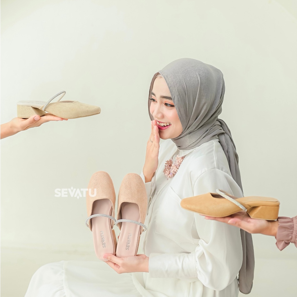 SEVATU - Yumi Mules