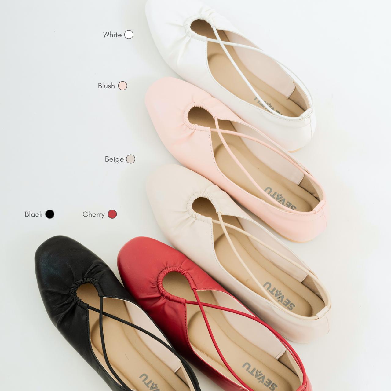 Hayley Flatshoes by SEVATU
