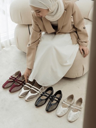 PO Jenna Flatshoes by SEVATU