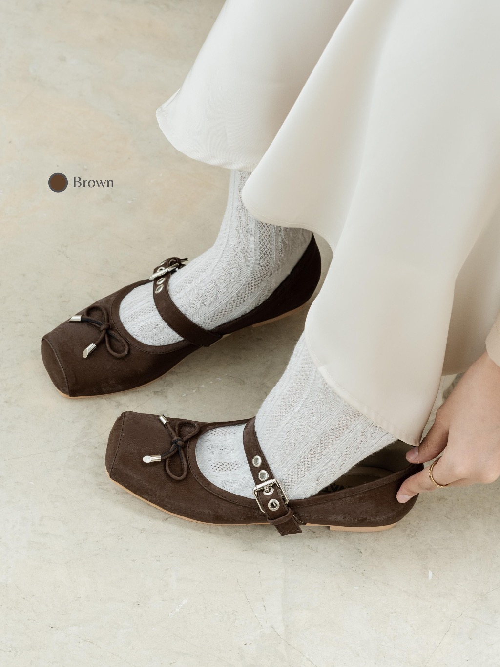 Lourie Flatshoes by SEVATU