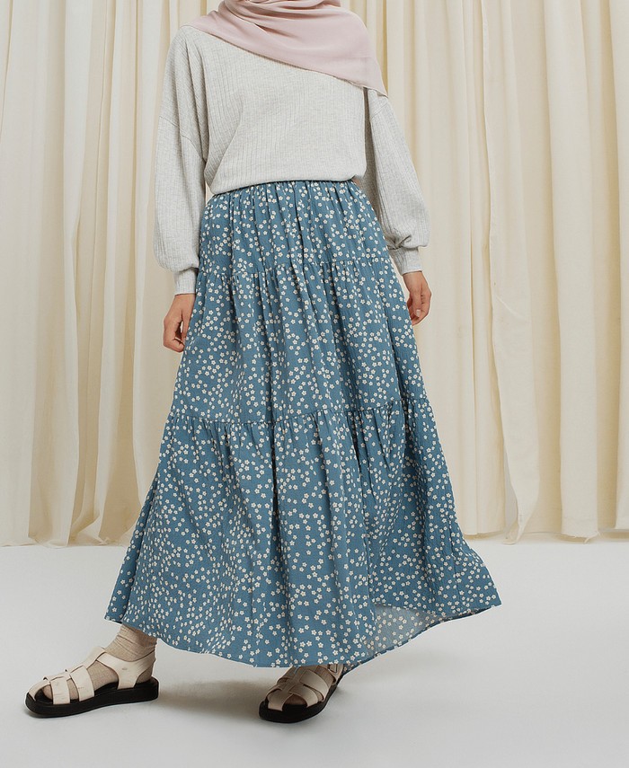 Yuki skirt Mom