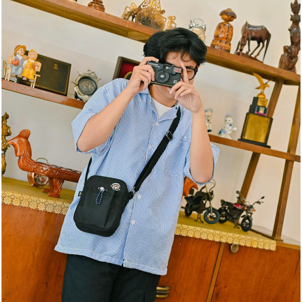 CRSL Peeta Shoulder Bag | Tas Selempang Kecil | Tas Pinggang Kotak | Raya Collection