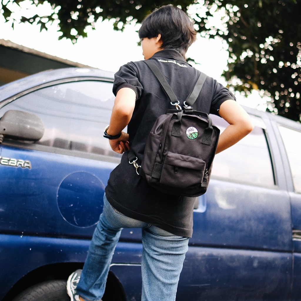 CRSL Odin Suringu baggu | Black | Tas Selempang 3 in 1 | Ransel mini | Unisex Pria Wanita