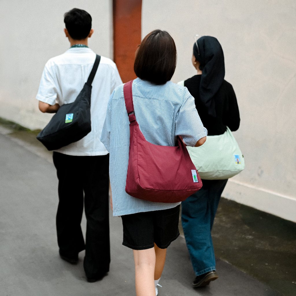 CRSL Niflo Sling Bag Series I Tas Slempang I Slingbag Casual I Unisex Pria Wanita | Nylon Crinkle