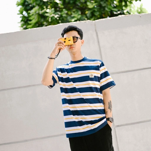 Image of CRSL Choco Arco Stripe Tees Navy I Baju Garis-Garis I Stripe T-Shirt I Kaos Atasan I Basic Tees I Regular T-Shirt I Unisex