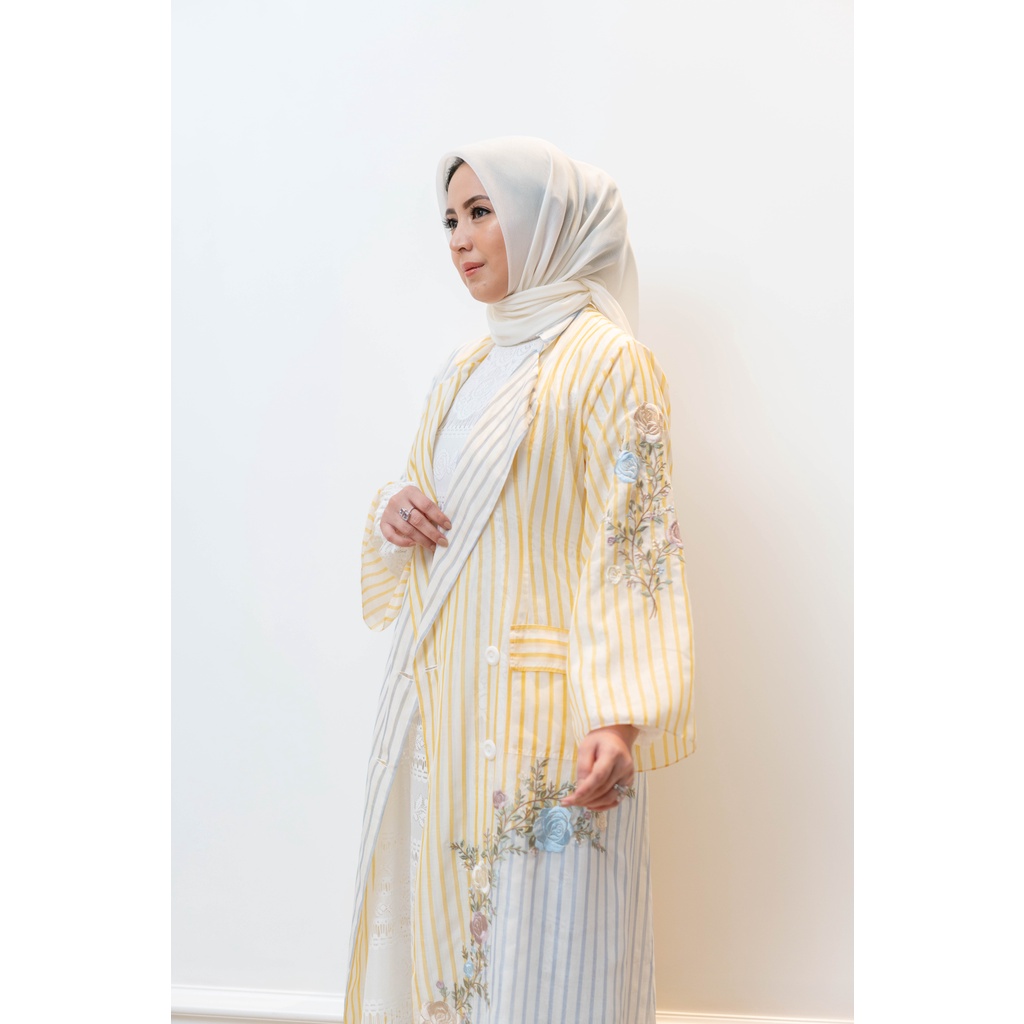 SOORA LONG COAT - AYU DYAH ANDARI