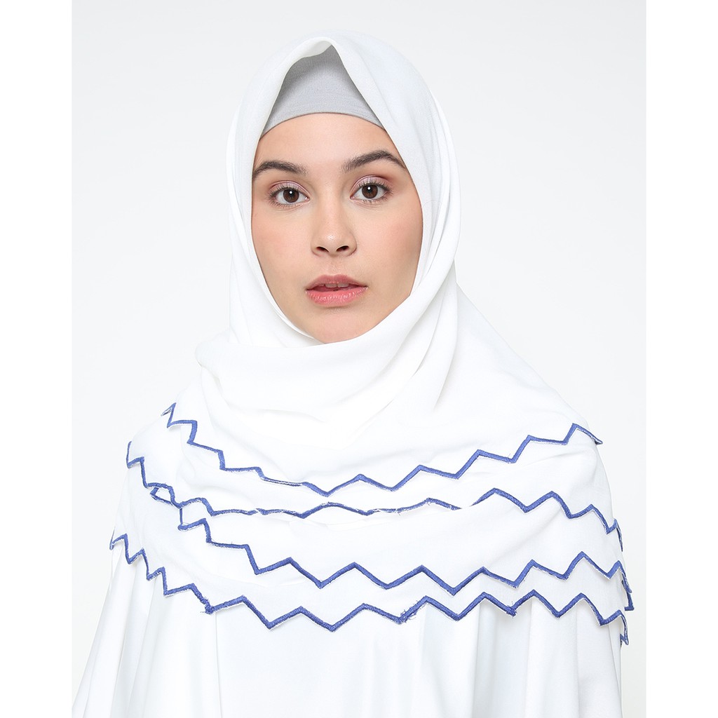 PRISM SCARF WHITE - RUMAH AYU X JEFFRY TAN