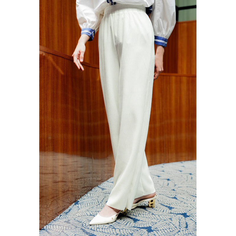 LYRA PANTS - BENANG JARUM
