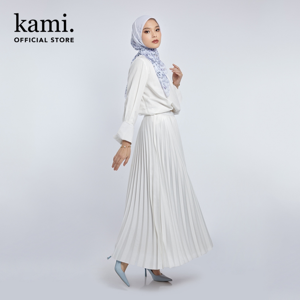 PLAIN SATIN PLEATED SKIRT - KAMI
