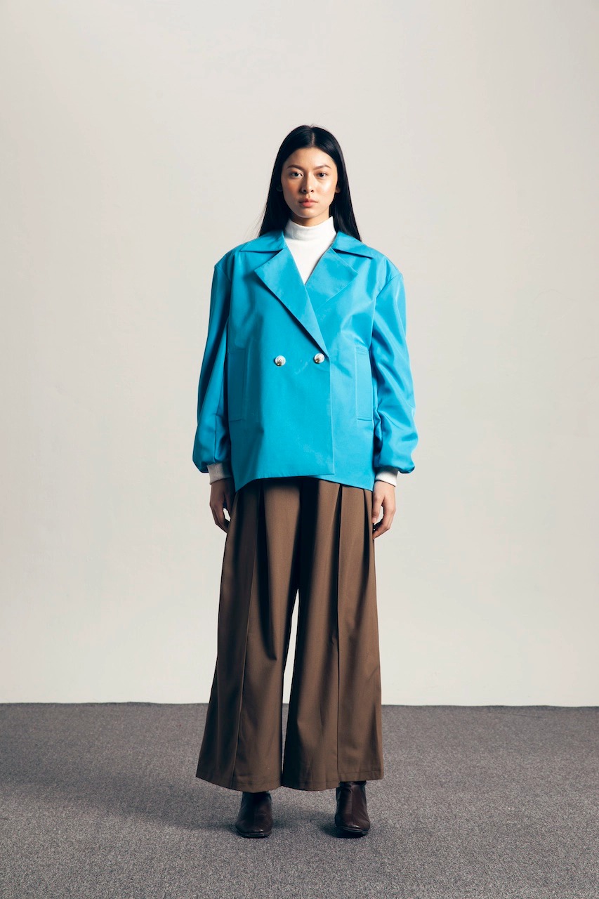 AQUARA OUTER WITH BACK PLEATS - IKYK