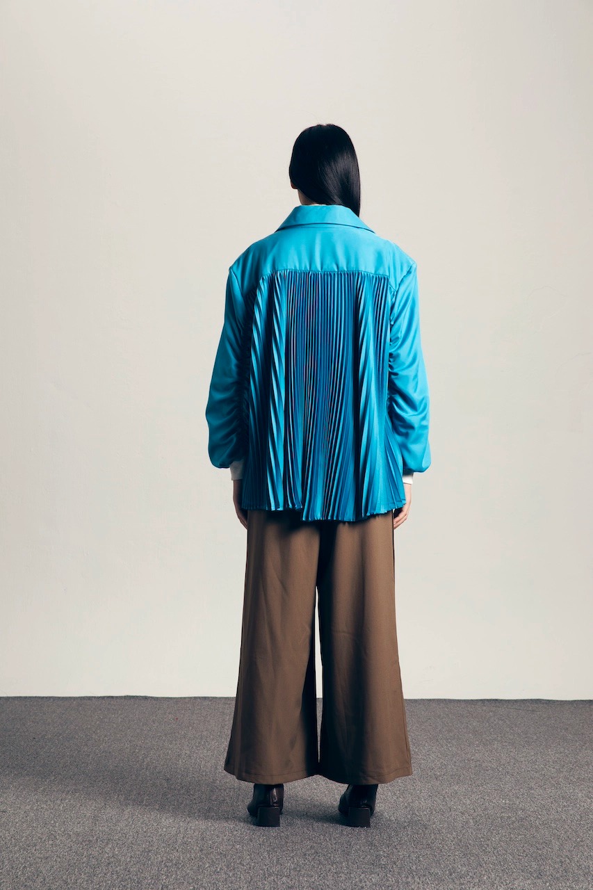AQUARA OUTER WITH BACK PLEATS - IKYK