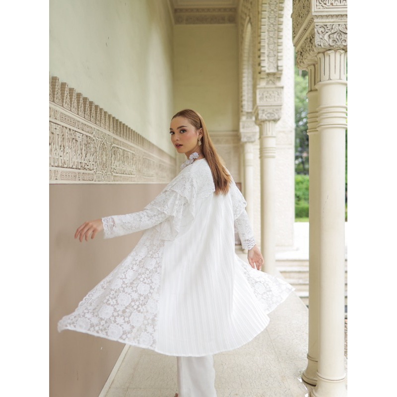 KARA OUTER WHITE - SIMPLYVEEWEE
