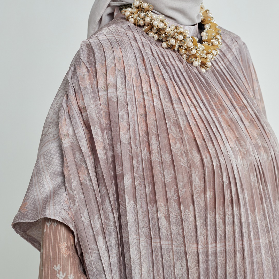 TANIA PLEATED DRESS - KAMI
