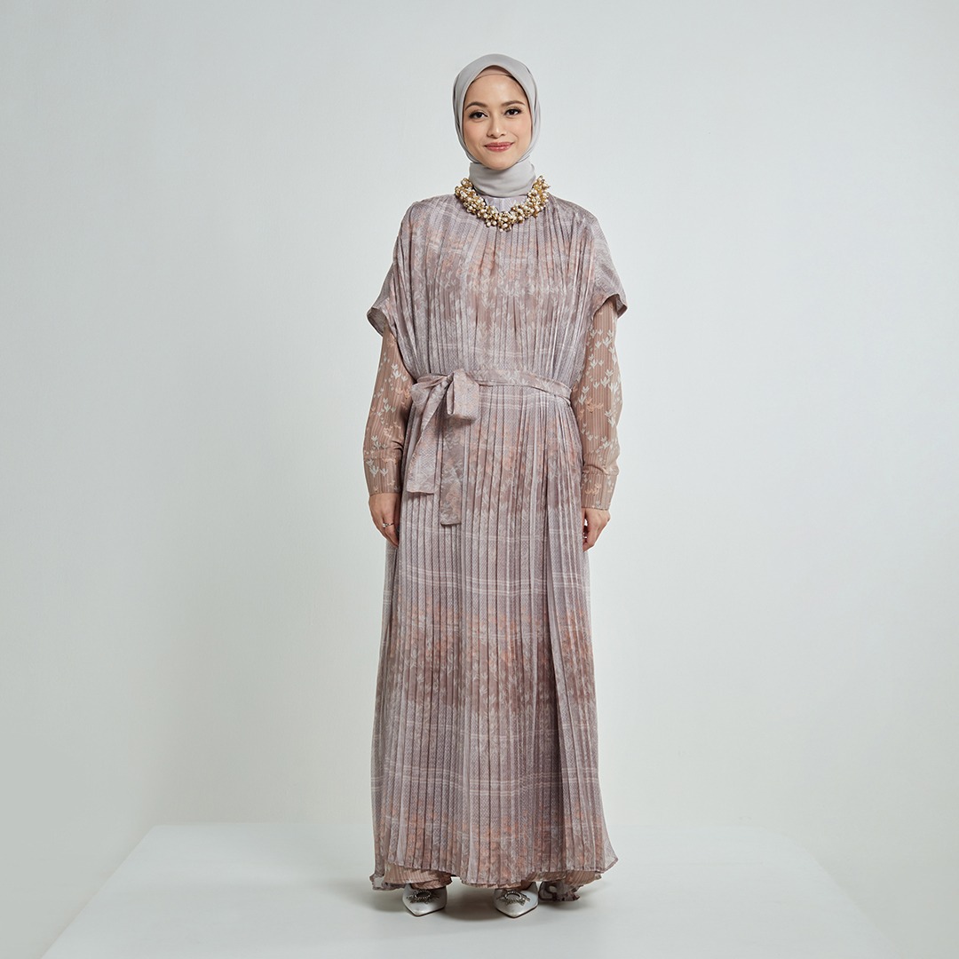 TANIA PLEATED DRESS - KAMI