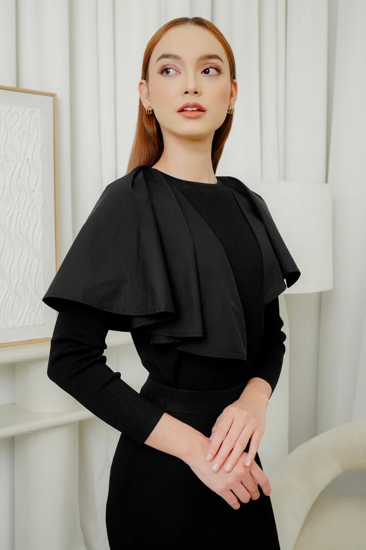 ANNA CAPE TOP - BENANG JARUM