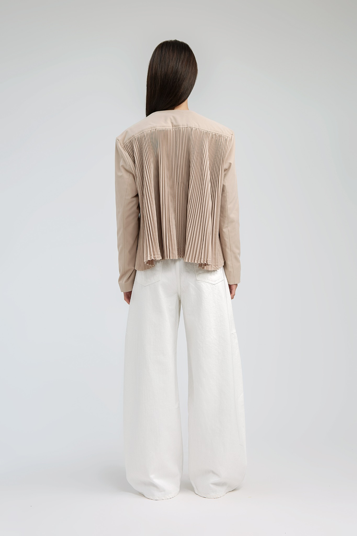 DELANO PLEATS BEIGE OUTER - NAGITA SLAVINA X IKYK