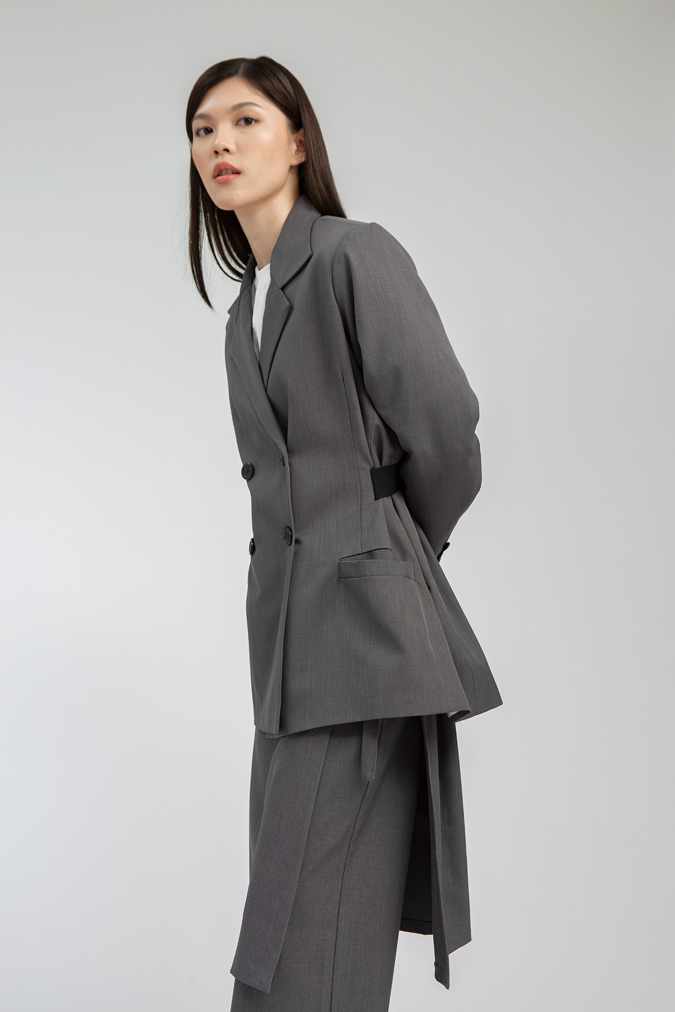 DONN GREY BLAZER - NAGITA SLAVINA X IKYK